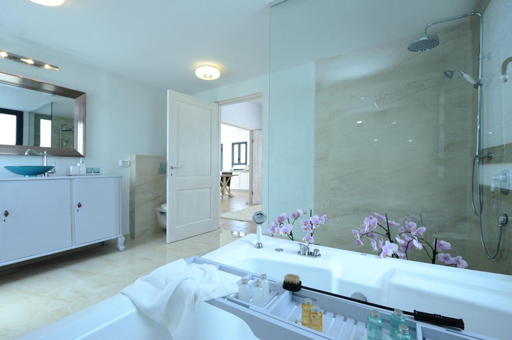 Yamim Suites On The Beach Shavei Zion Esterno foto